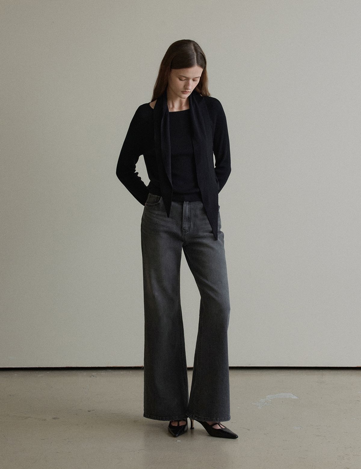 더엘로(THEELO) Bootcut Denim (Black)