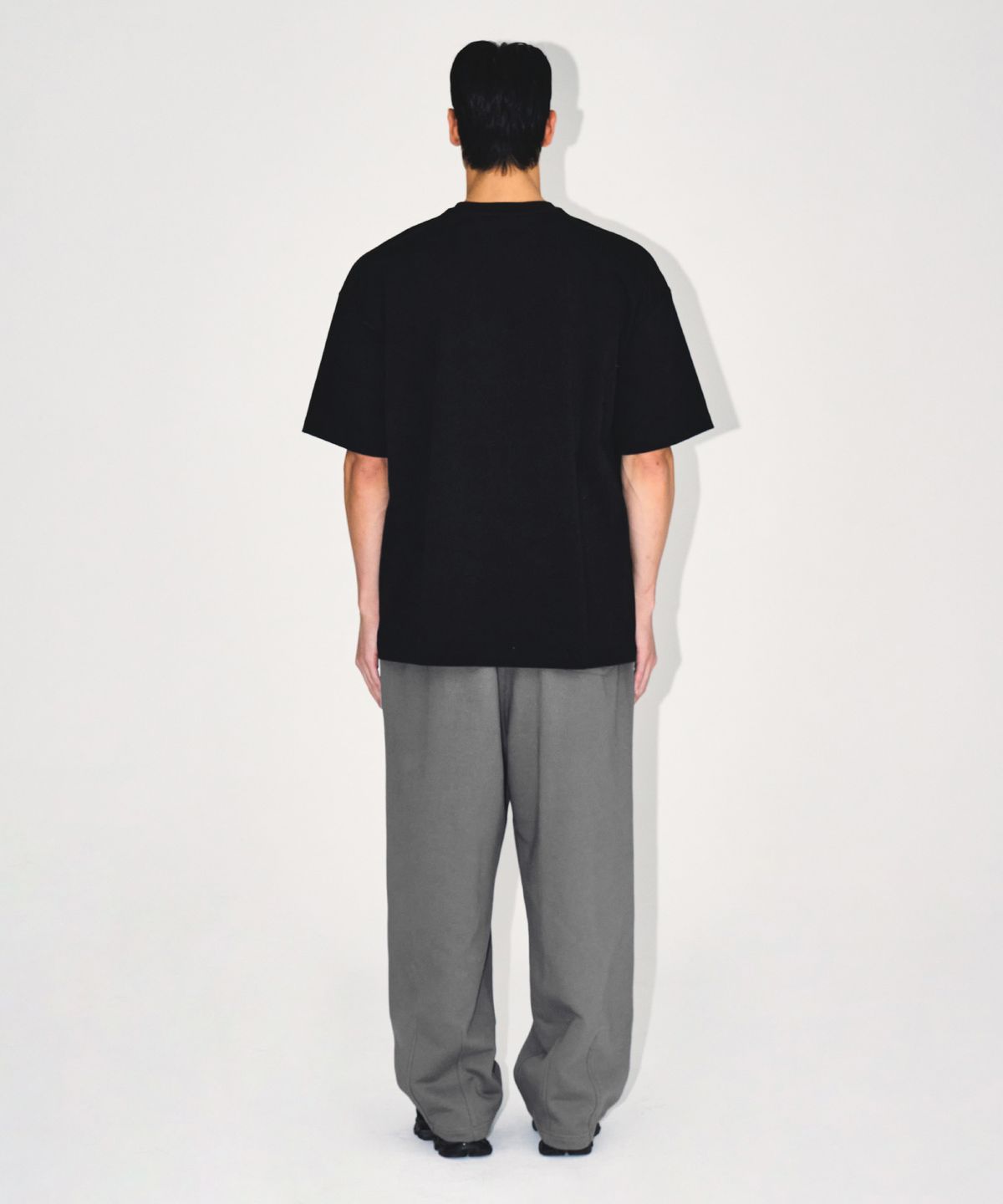 본투윈(BORN TO WIN) CHROME B MAXI WIDE PANTS [CHARCOAL]