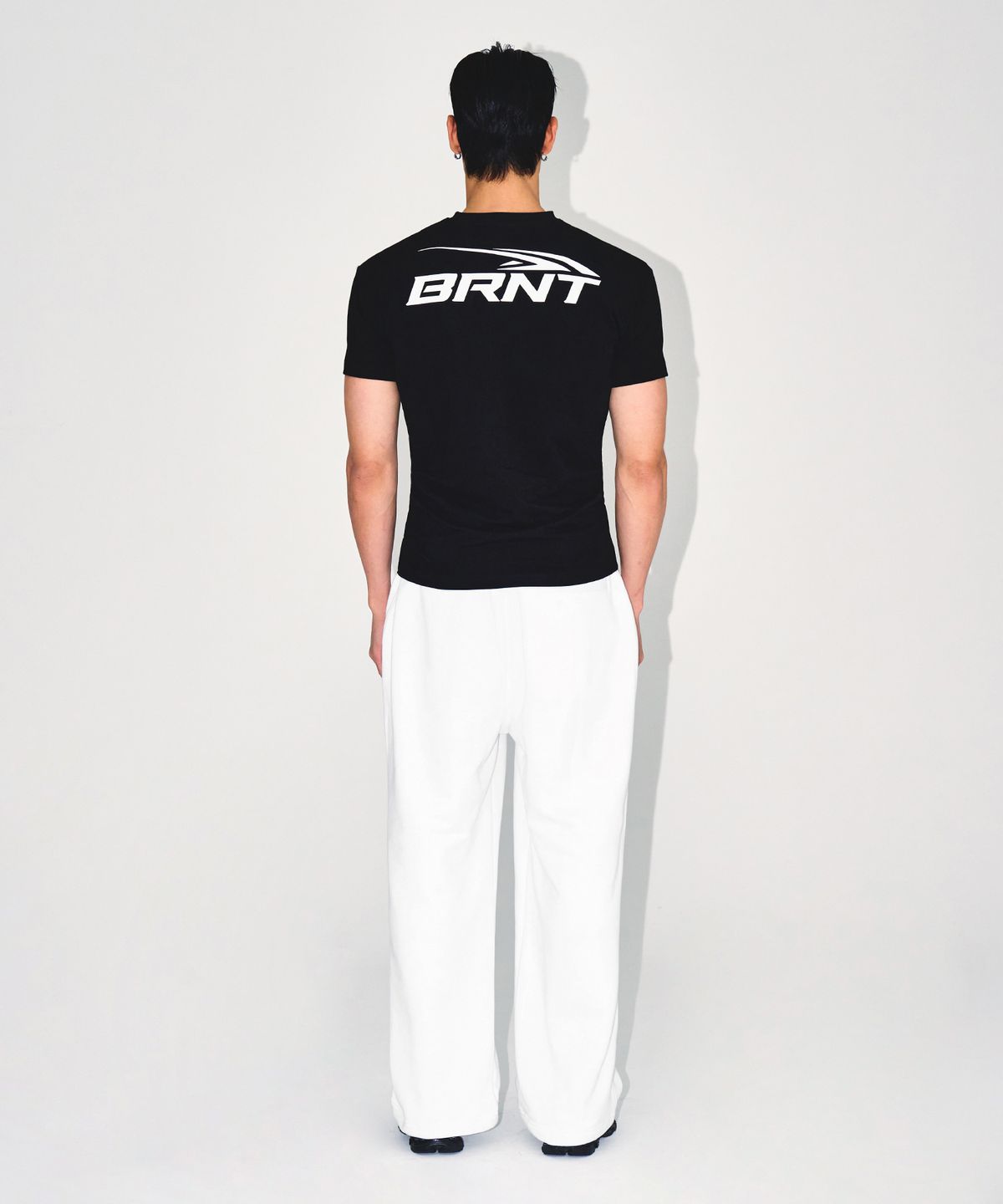 본투윈(BORN TO WIN) CHROME B SEMI WIDE PANTS [WHITE]