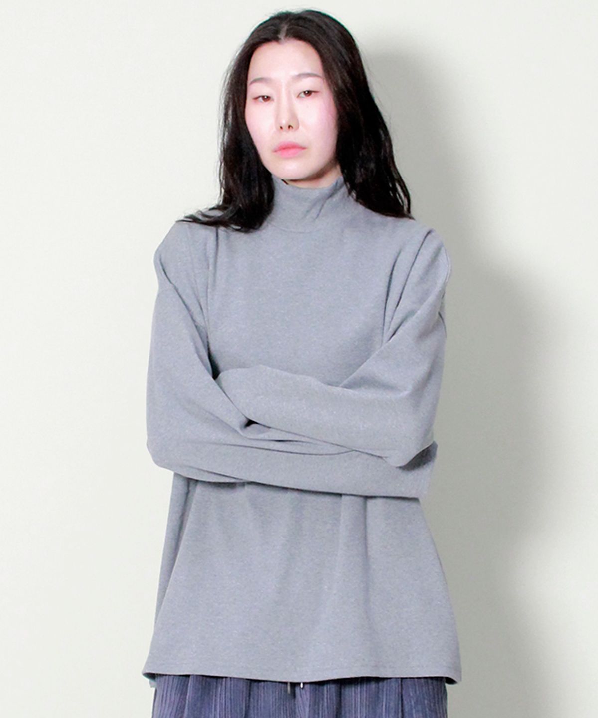 드마크(DEMARC) 모크네크라인 박스핏 티셔츠 그레이