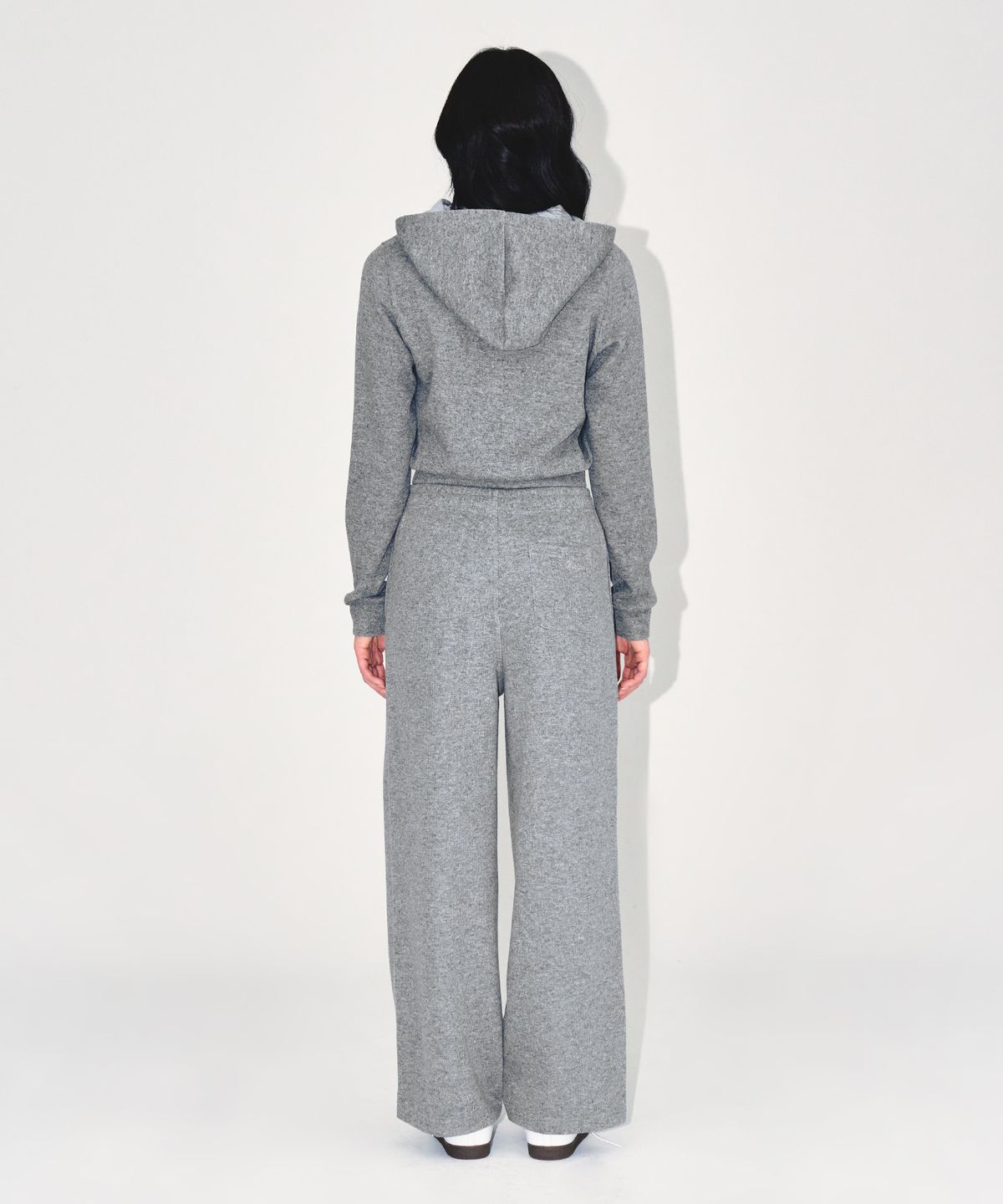 본투윈(BORN TO WIN) W KNIT LIKE SEMI WIDE PANTS [MELANGE GREY]
