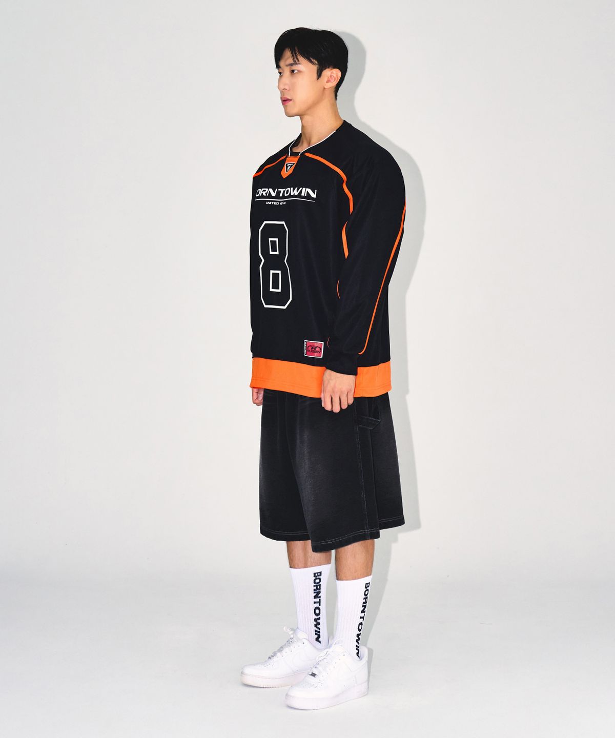 본투윈(BORN TO WIN) LINE TAPING RUGBY LONG SLEEVE [BLACK]