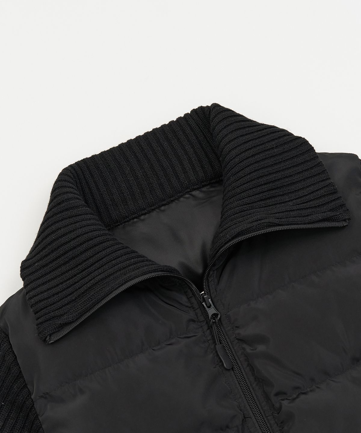 토피 우먼(TOFFEE WOMEN) W 니티드 슬리브 패디드 자켓 (BLACK)