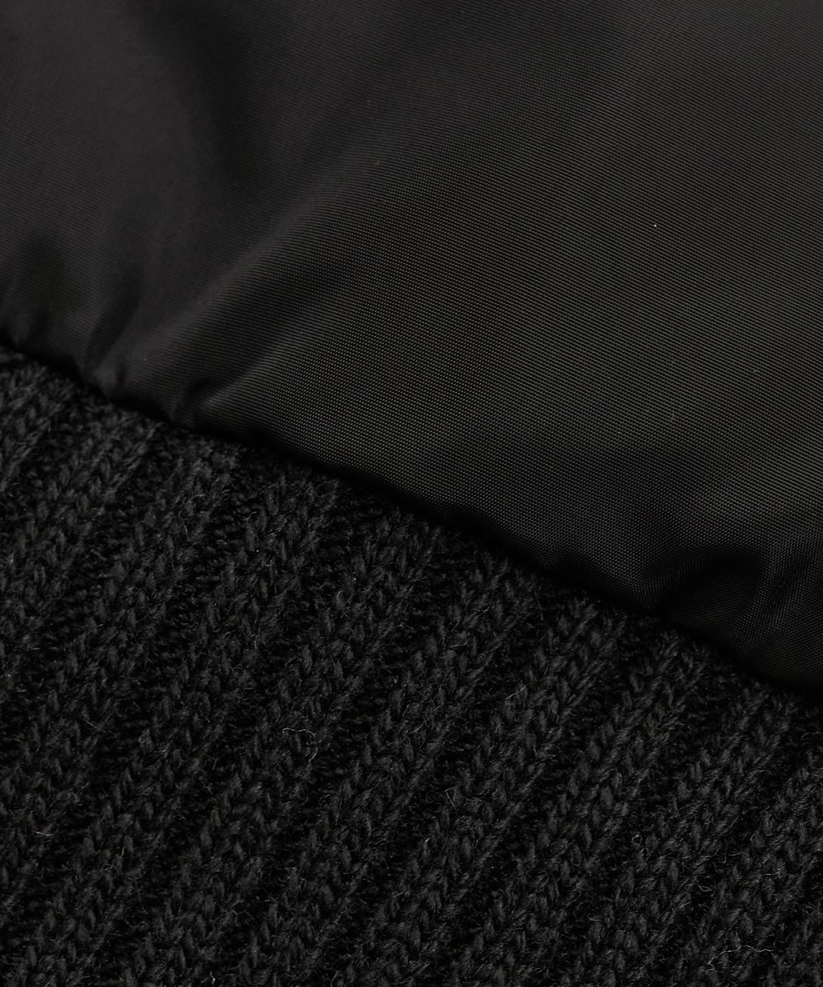 토피 우먼(TOFFEE WOMEN) W 니티드 슬리브 패디드 자켓 (BLACK)