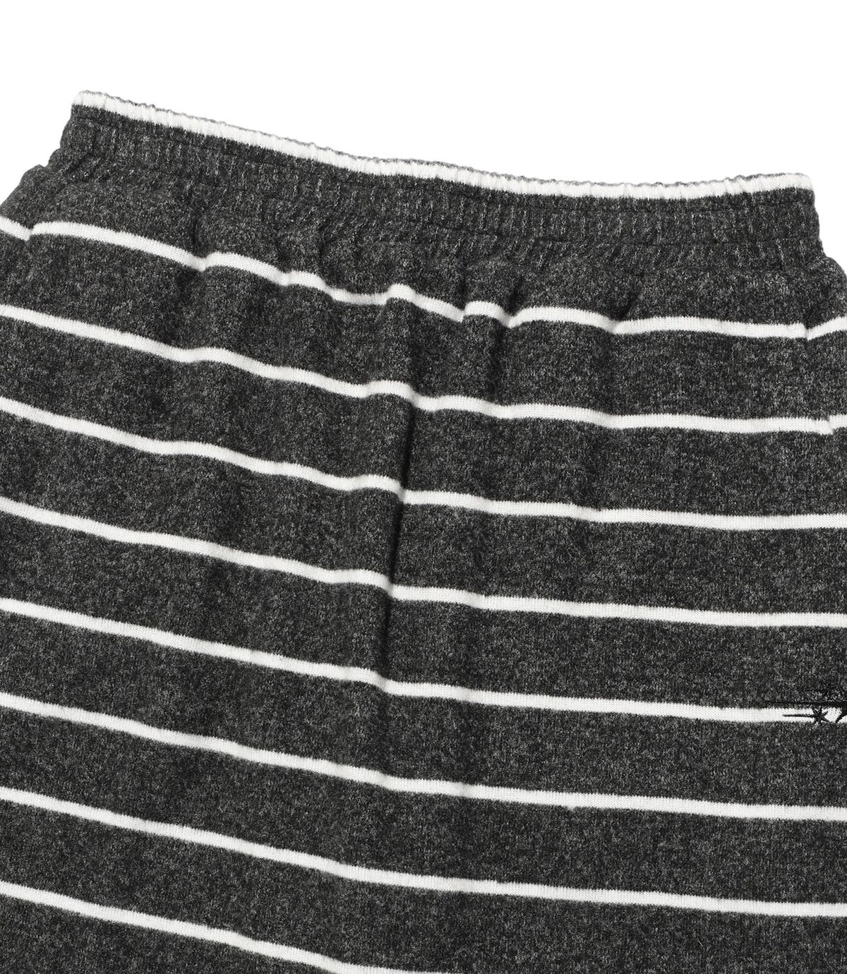 나이스고스트클럽(NICEGHOSTCLUB) STRIPE LAYERED SKIRT PANTS_CHARCOAL(NG2FFUPA91A)