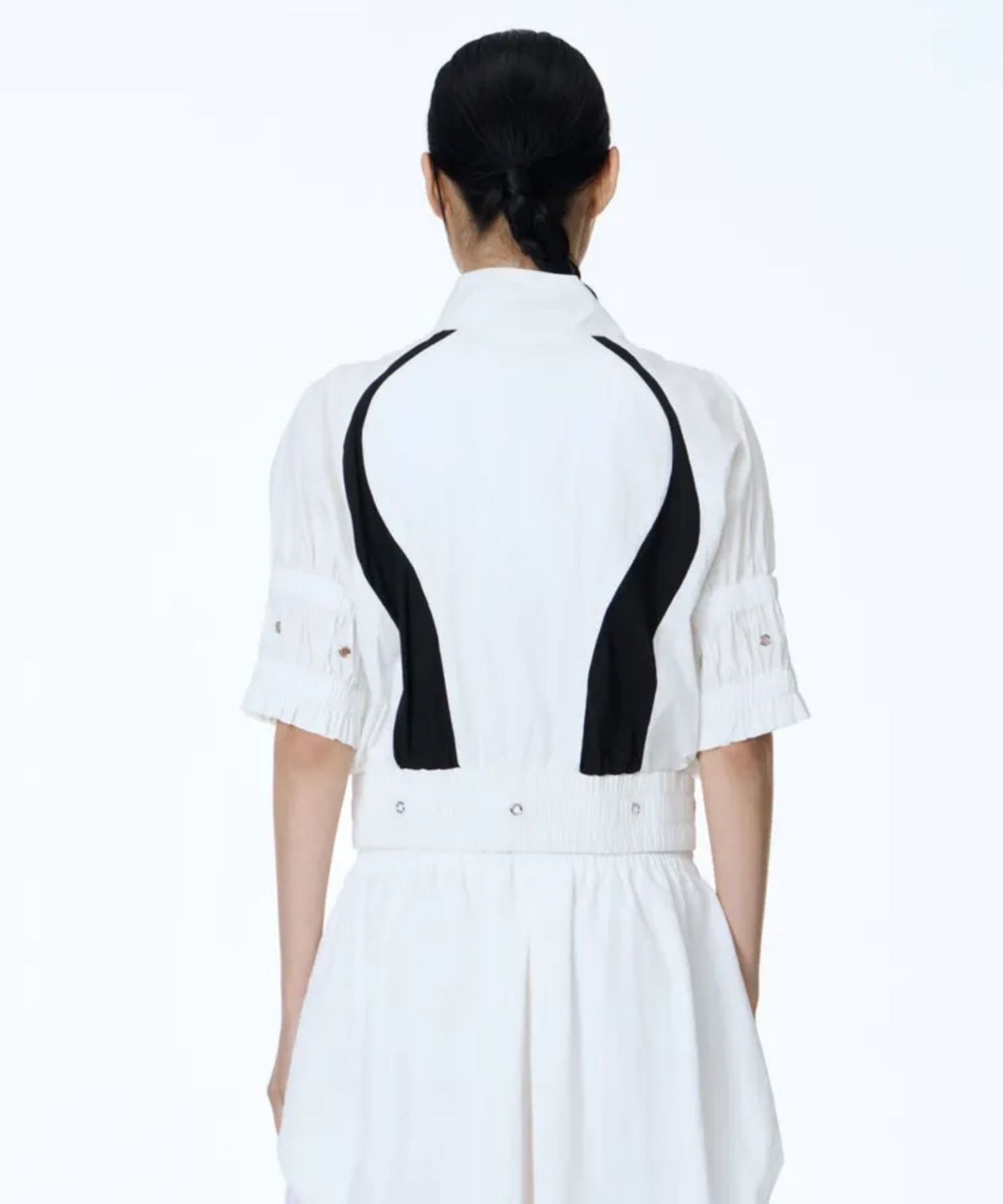 칠 하나 투 구육(71TO96) Goryeo Celadon Line Zip-up Jumper (White)