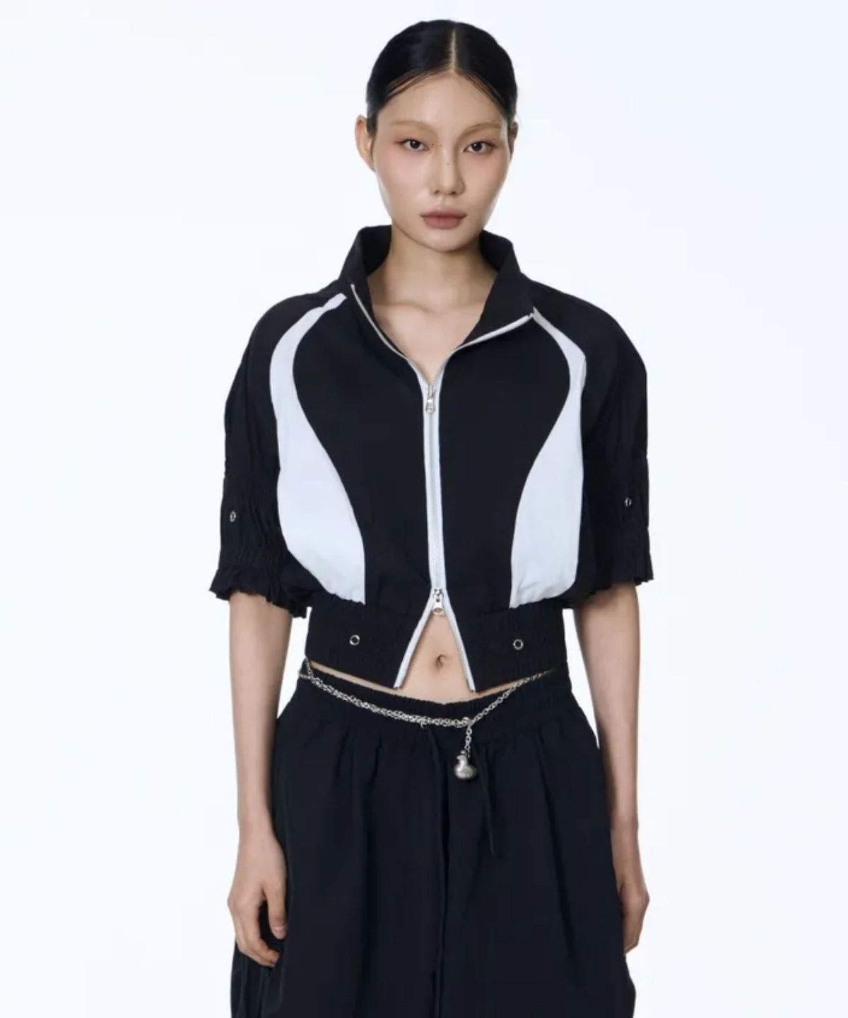 칠 하나 투 구육(71TO96) Goryeo Celadon Line Zip-up Jumper (Black)