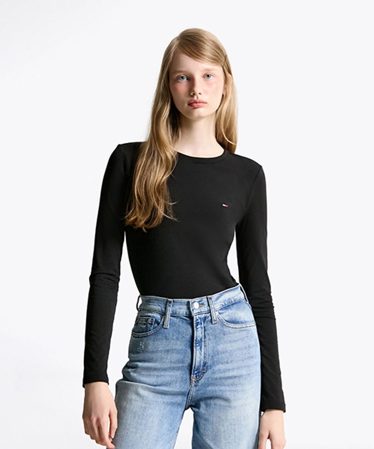 타미진스(TOMMY JEANS) 슬림 코튼 롱 슬리브 (T32F6TTO21TWT2BDS)