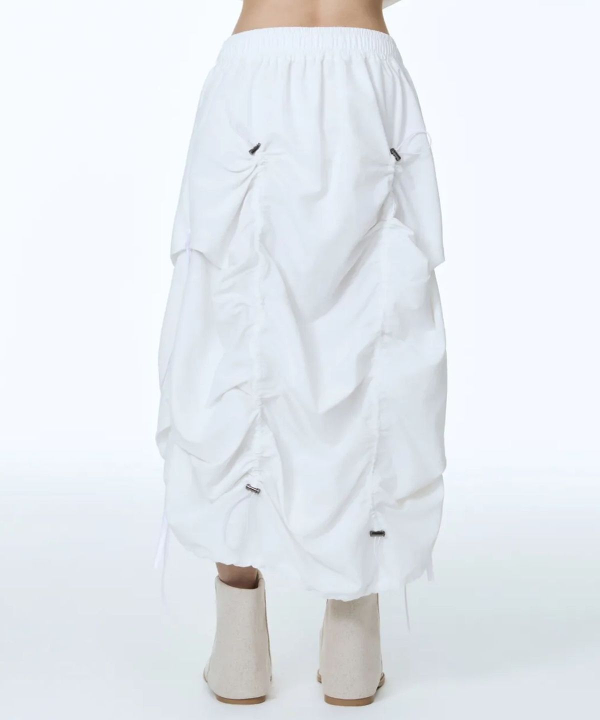 칠 하나 투 구육(71TO96) Girdle String Skirt (White)