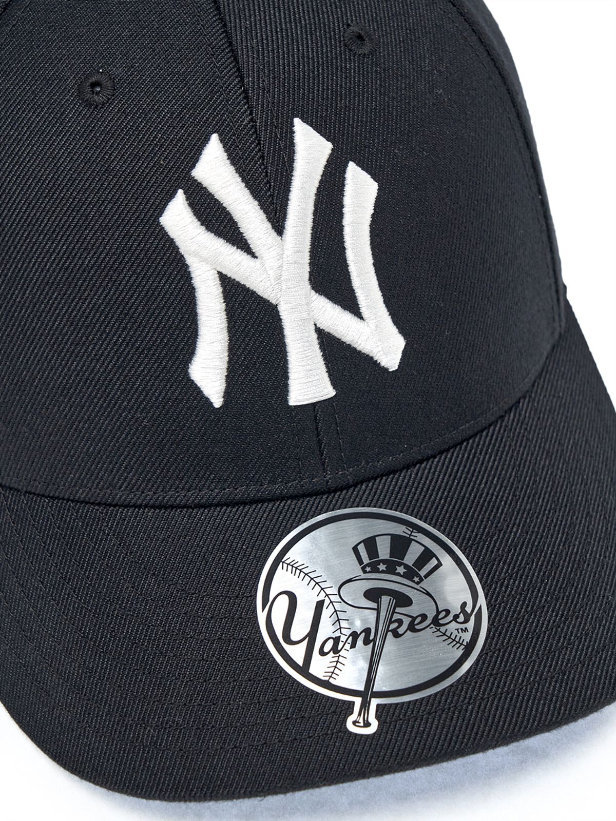 엠엘비(MLB) 시그니처 패치 스트럭쳐 볼캡 NY (Black)