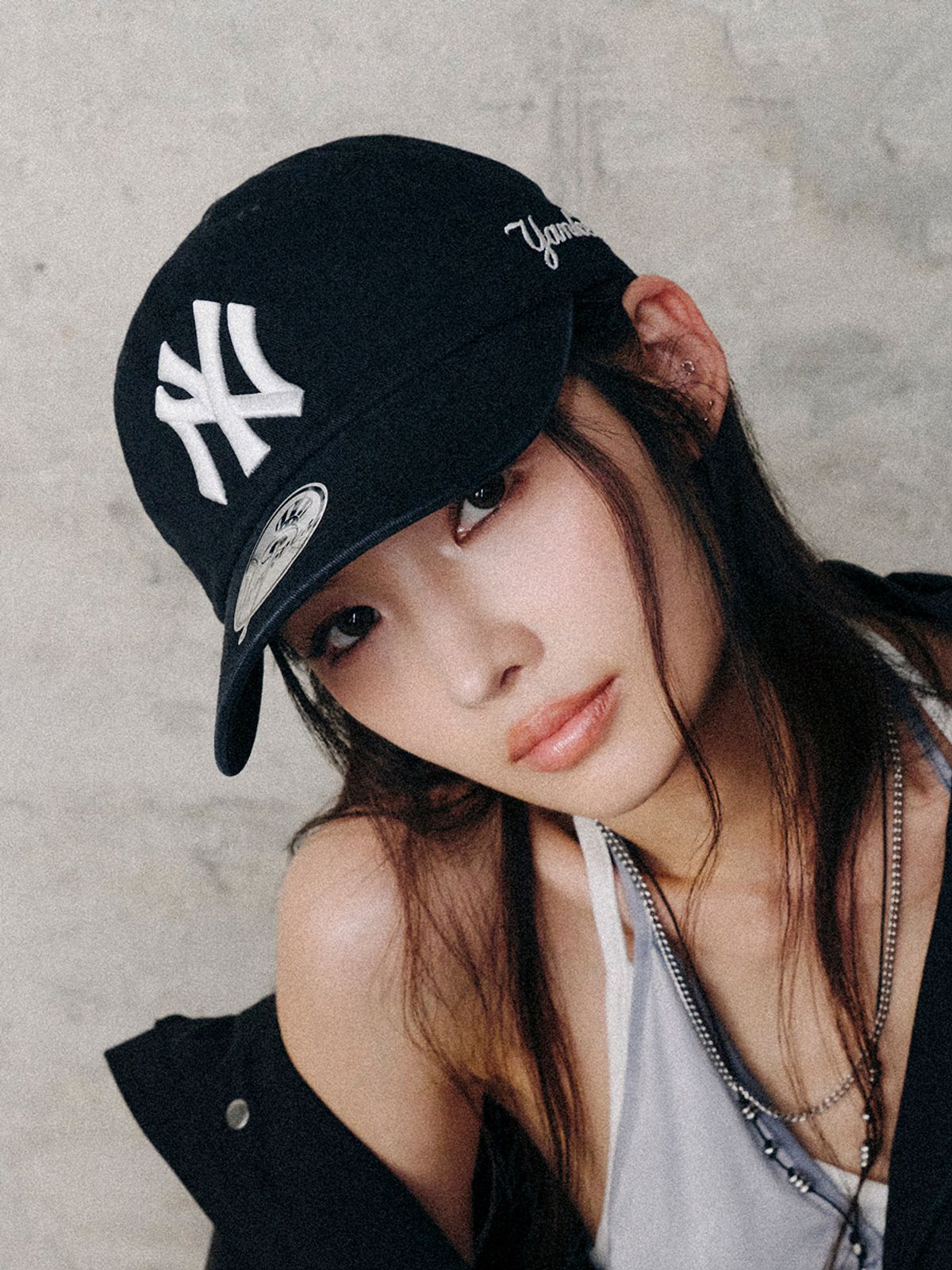 엠엘비(MLB) 시그니처 패치 스트럭쳐 볼캡 NY (Black)