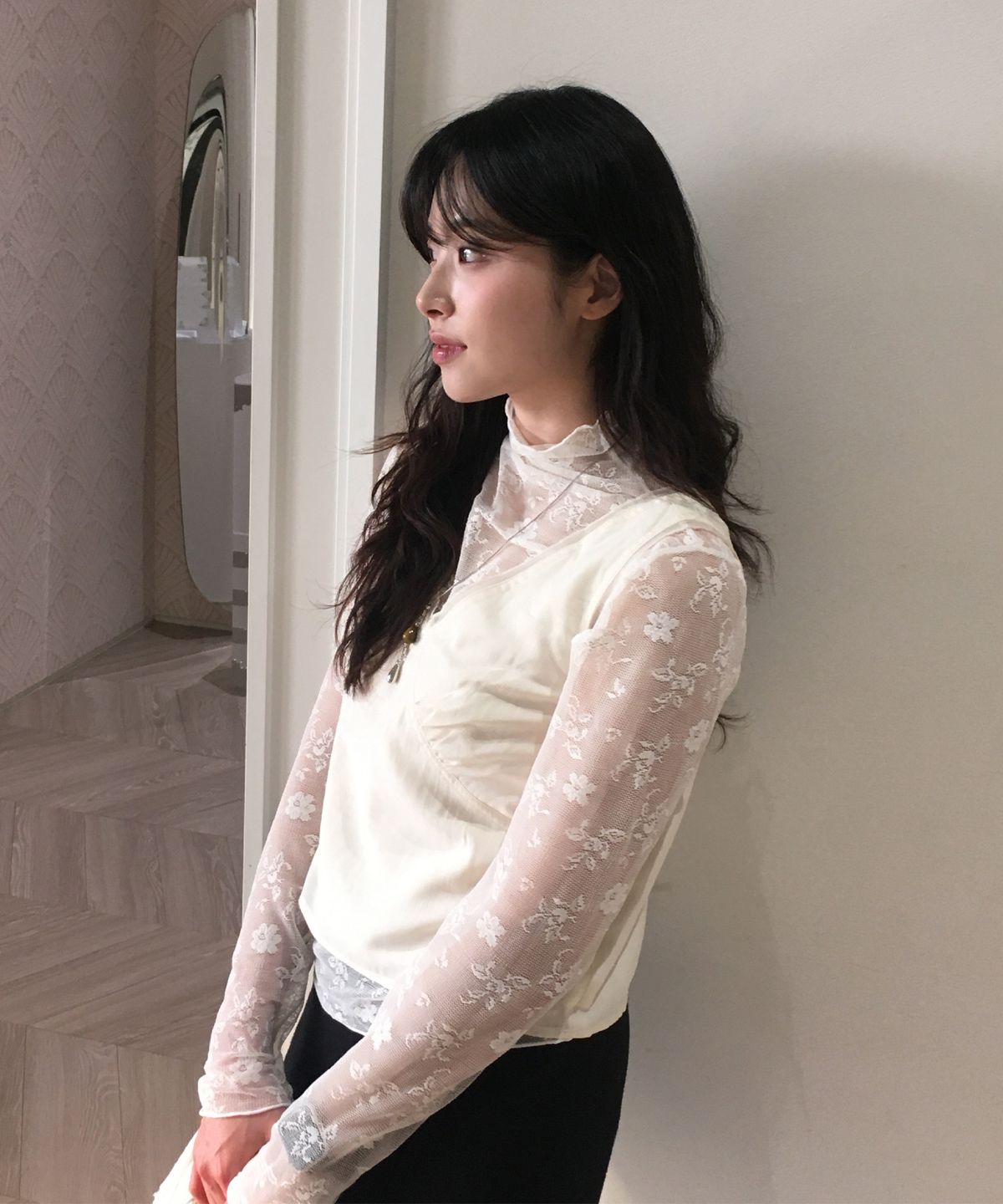 줄리아페페(JULIAPEPE) Flower Pattern French Pullover (2 Colors)