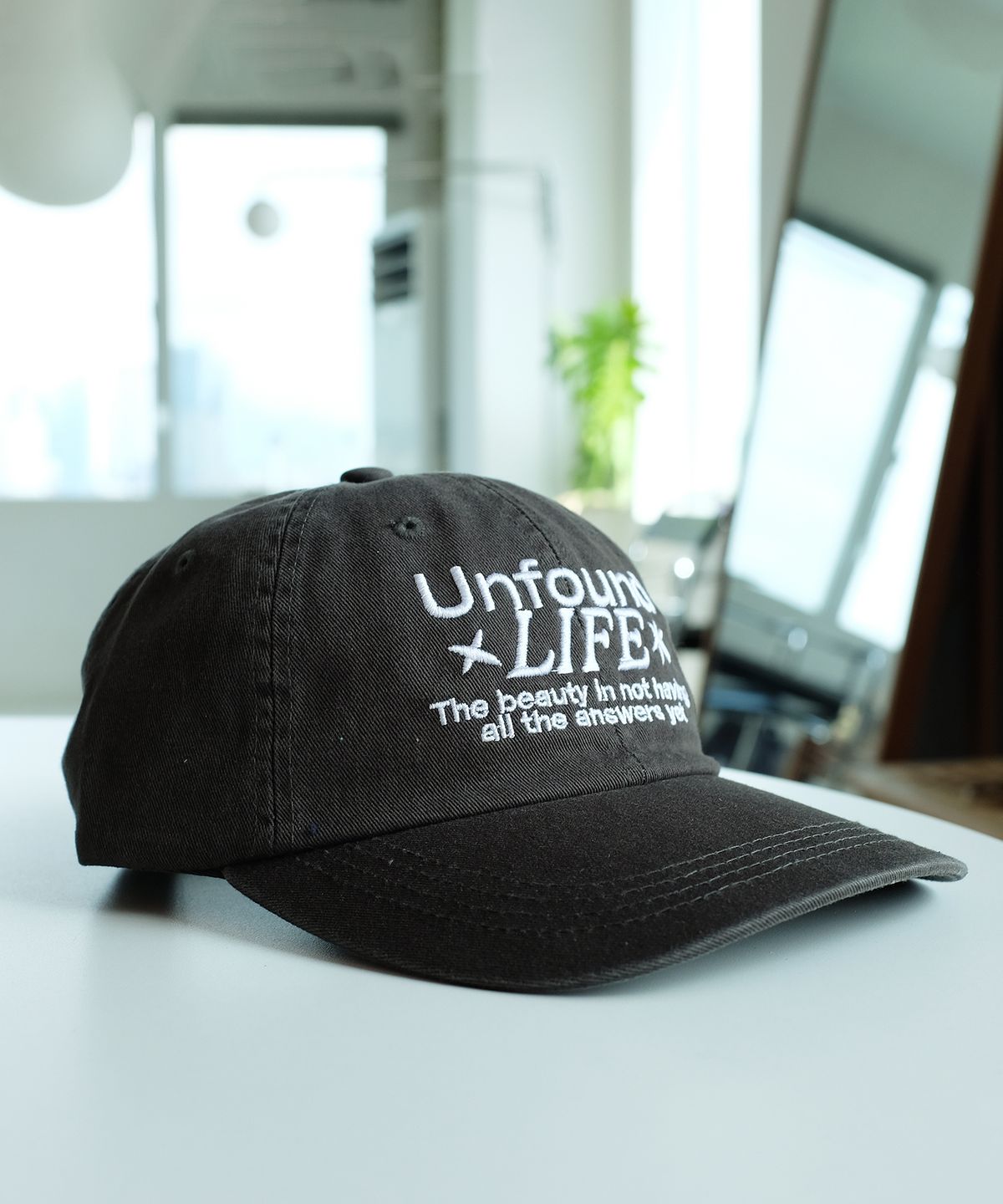벌룬프렌즈(BALLOON FRIENDS) Unfound Life 워싱 볼캡 스톤 그레이