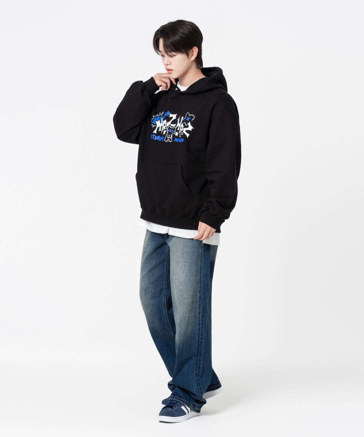 모즈모즈(MOZMOZ) 스태리무드 그래픽 오버핏 후드 블랙