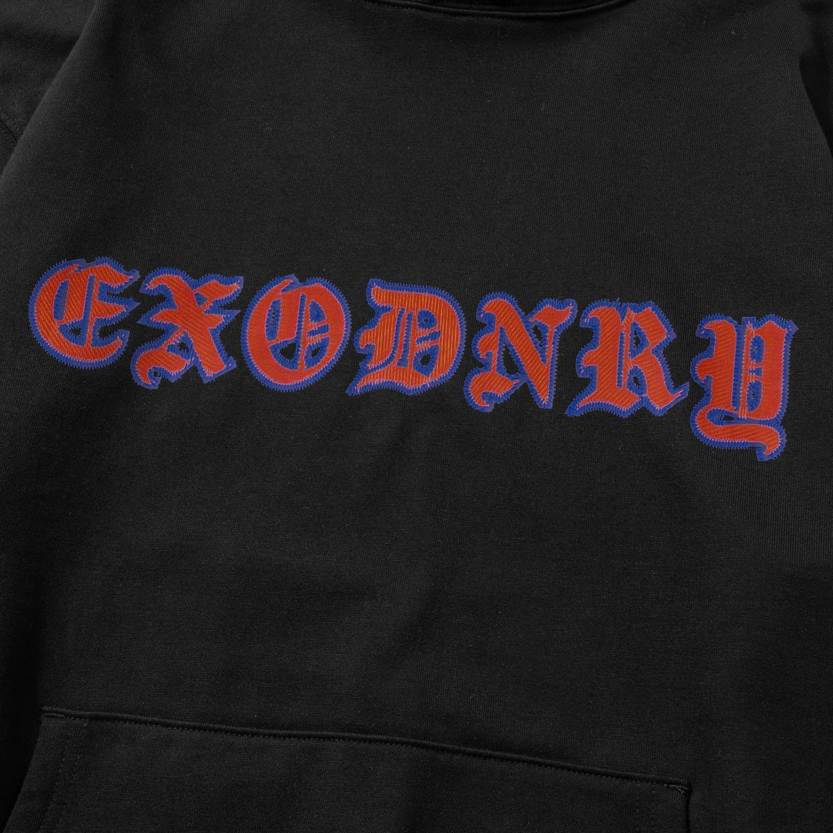 엑스트라오디너리(EXTRAORDINARY) BLACKLETTER II HOODIE BLACK