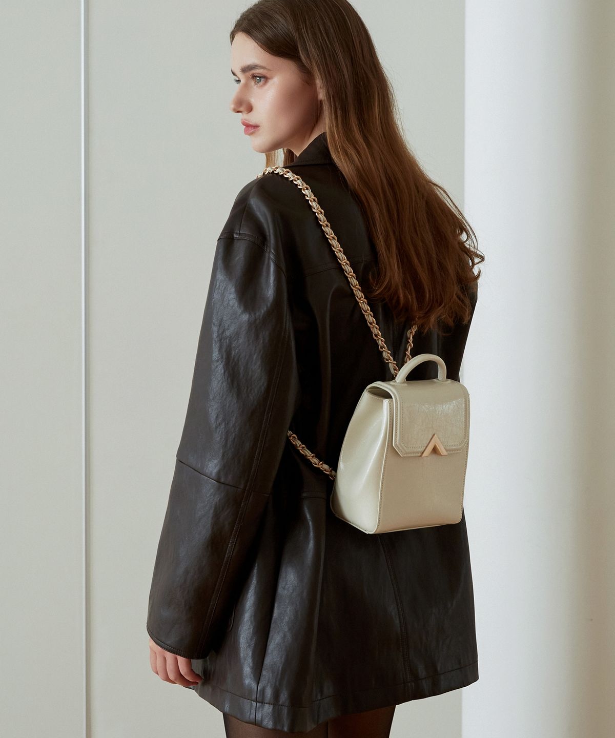 벨류엣(VALLUAT) Lorve bag_Cream Beige