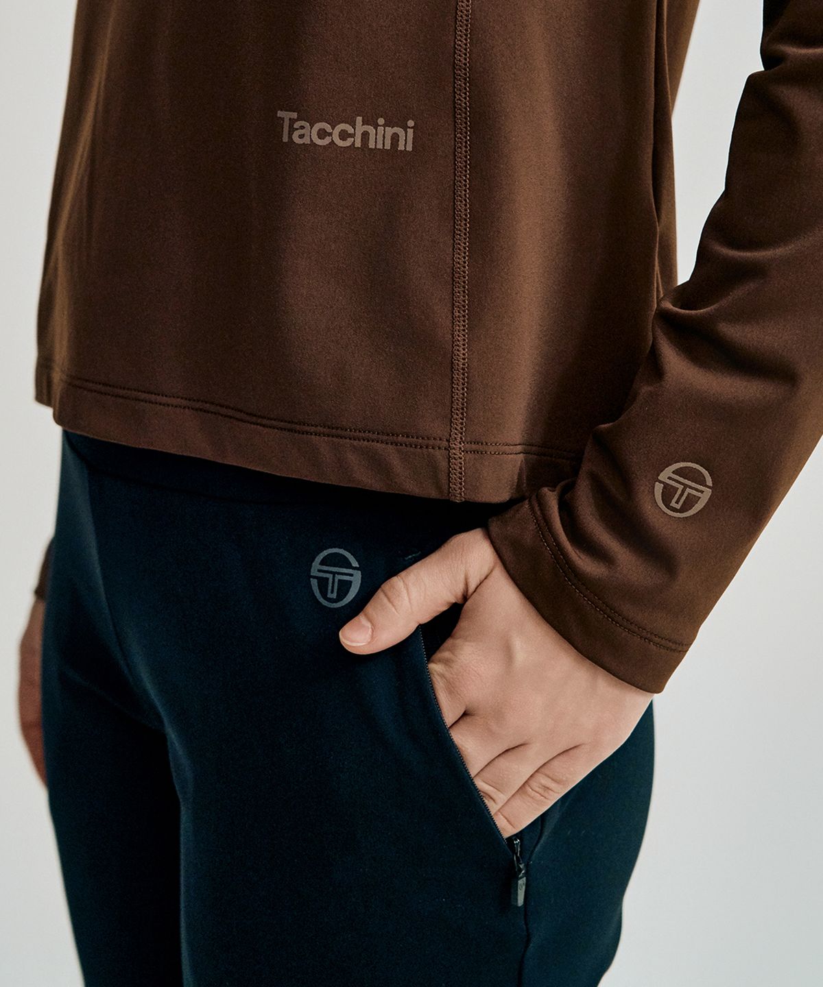 세르지오 타키니(SERGIO TACCHINI) W 쿠쉬웜 긴팔 티셔츠 (D.Brown)
