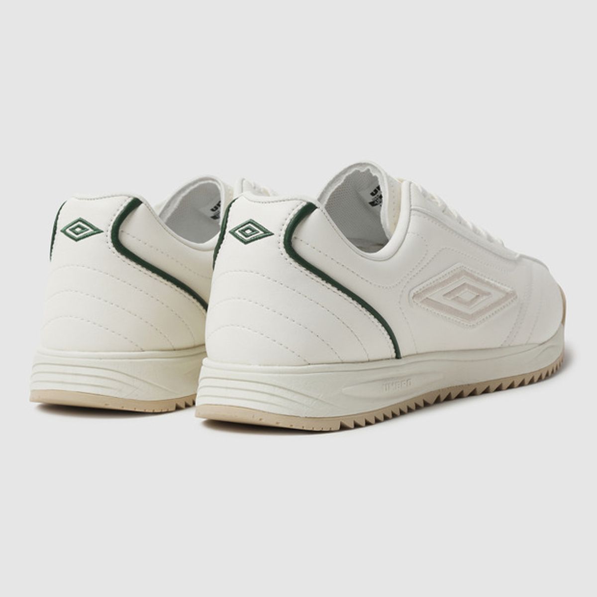 엄브로(UMBRO) RADLEY JOGGER (라들리 조거) 아이보리(UQ323CCU90)