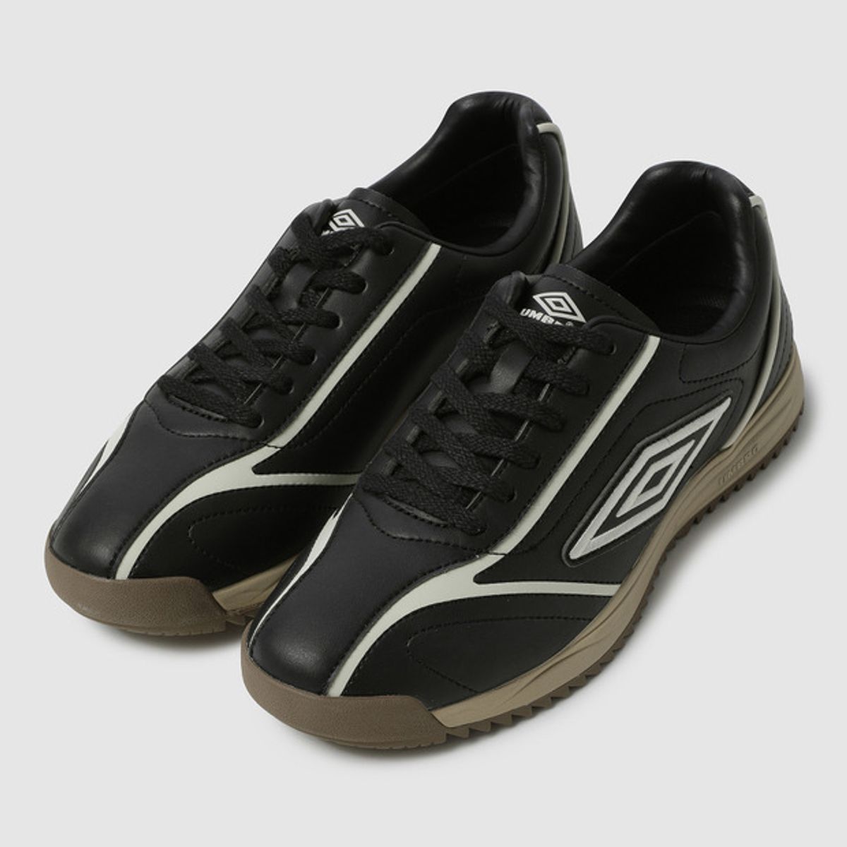 엄브로(UMBRO) RADLEY JOGGER (라들리 조거) 블랙(UQ323CCU90)