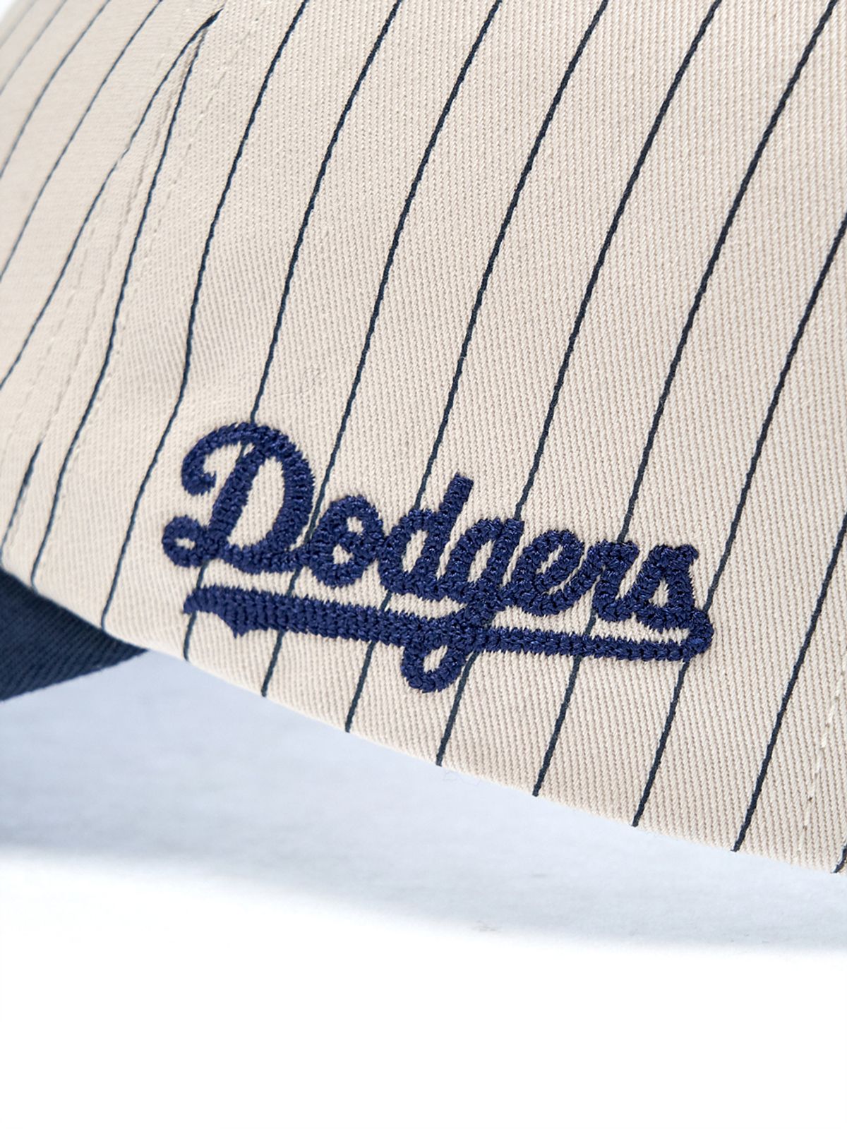 엠엘비(MLB) 시그니처 스트라이프 언스트럭쳐 볼캡 LA (Navy)
