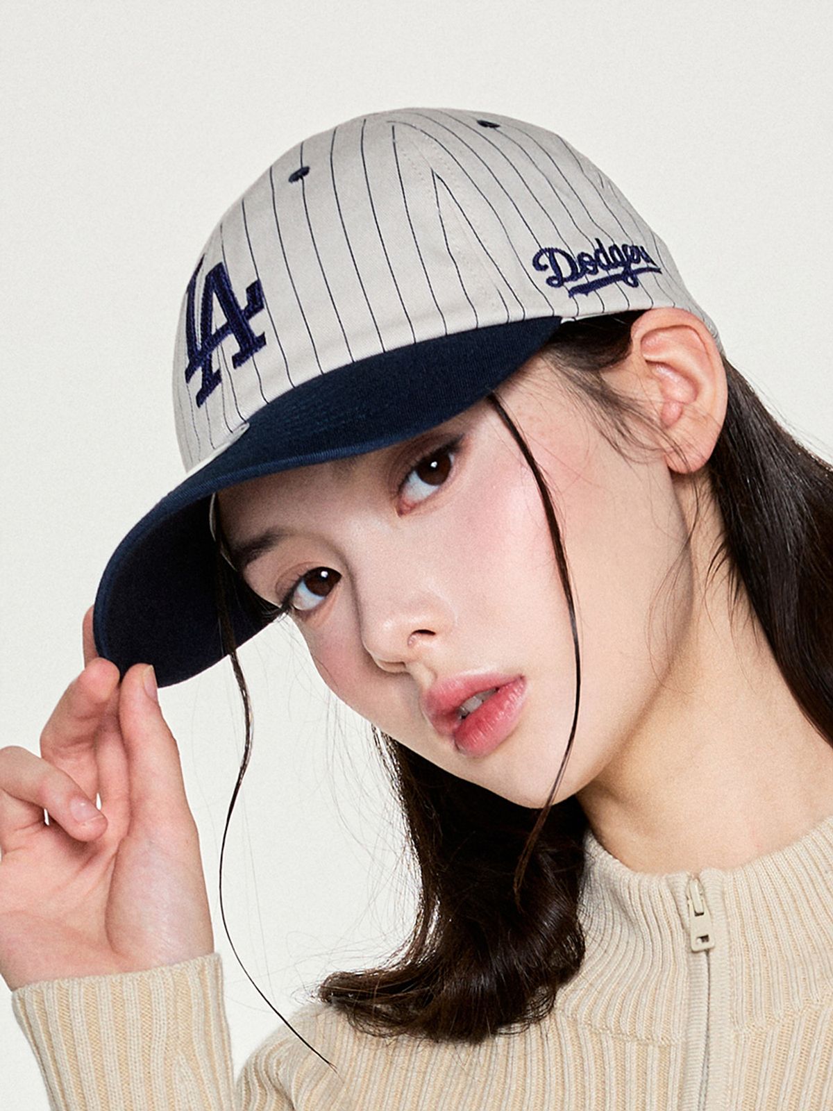 엠엘비(MLB) 시그니처 스트라이프 언스트럭쳐 볼캡 LA (Navy)