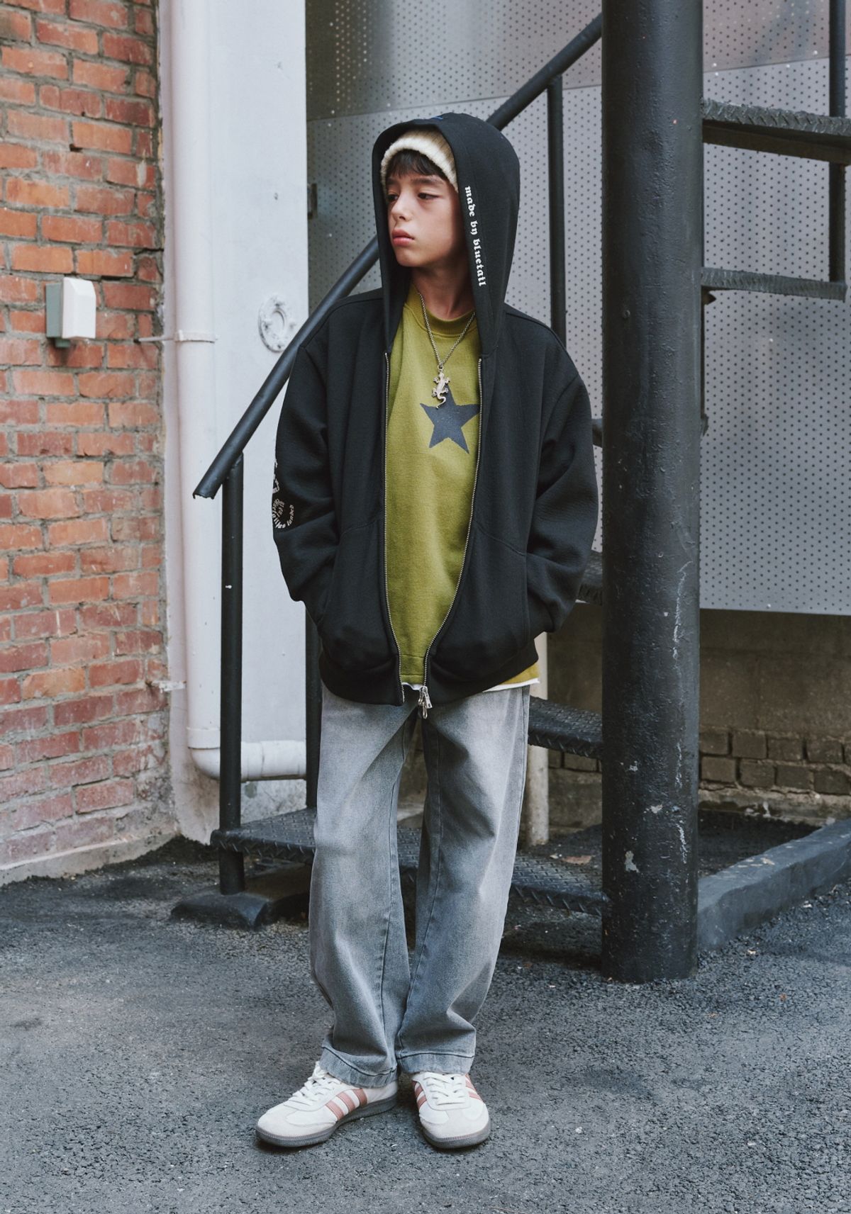 블루테일(BLUETAIL) AZG3JP02BK 블랙 포켓 후드집업