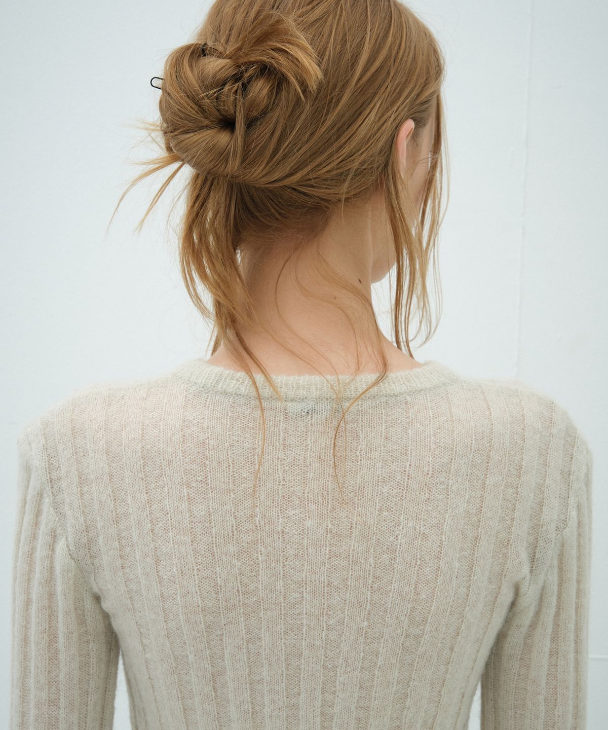 오버듀플레어(OVERDUEFLAIR) KID MOHAIR FLARED SLEEVE KNIT_CREAM