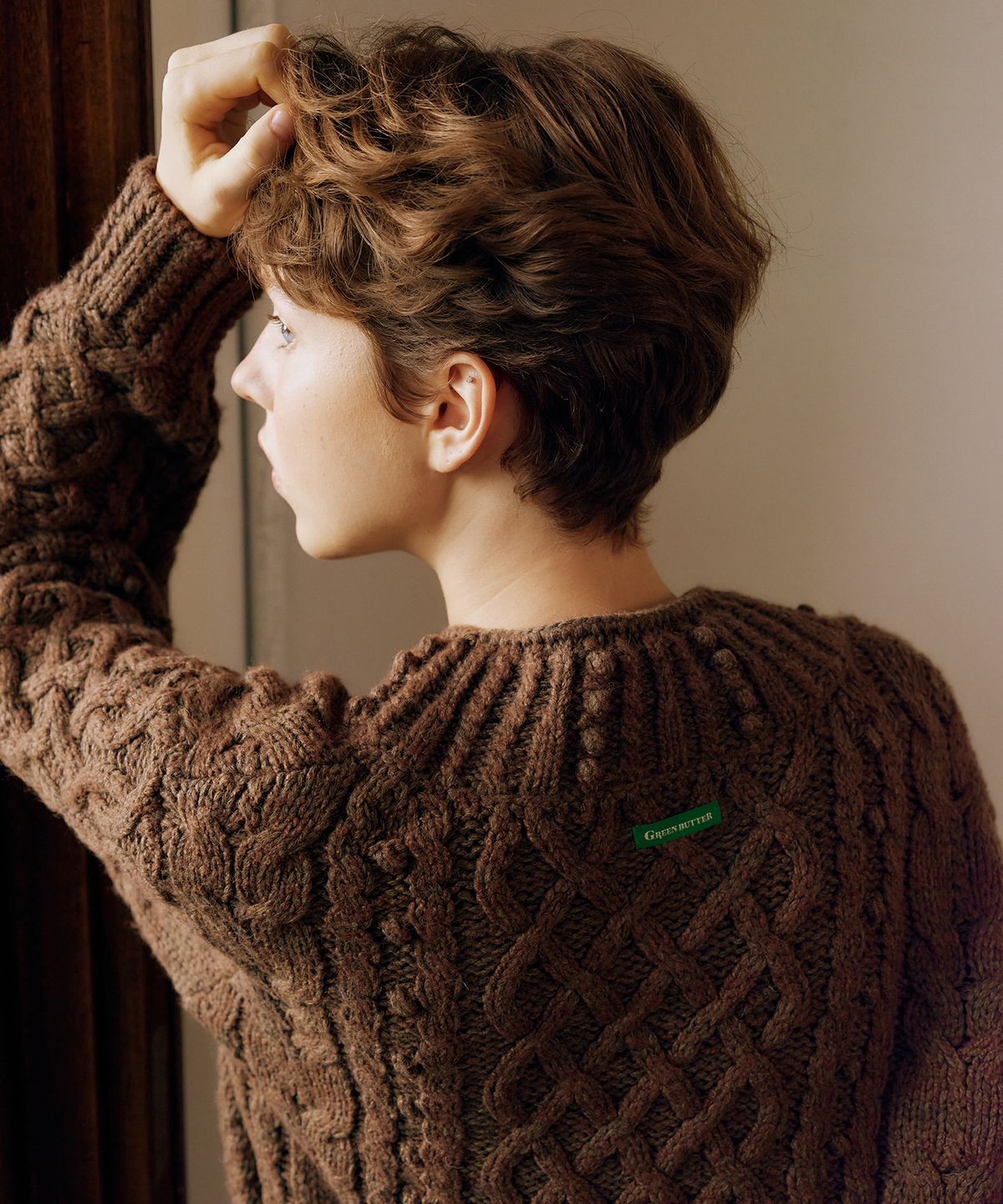 그린버터(GREENBUTTER) Hazel Cable Cardigan (Brown)