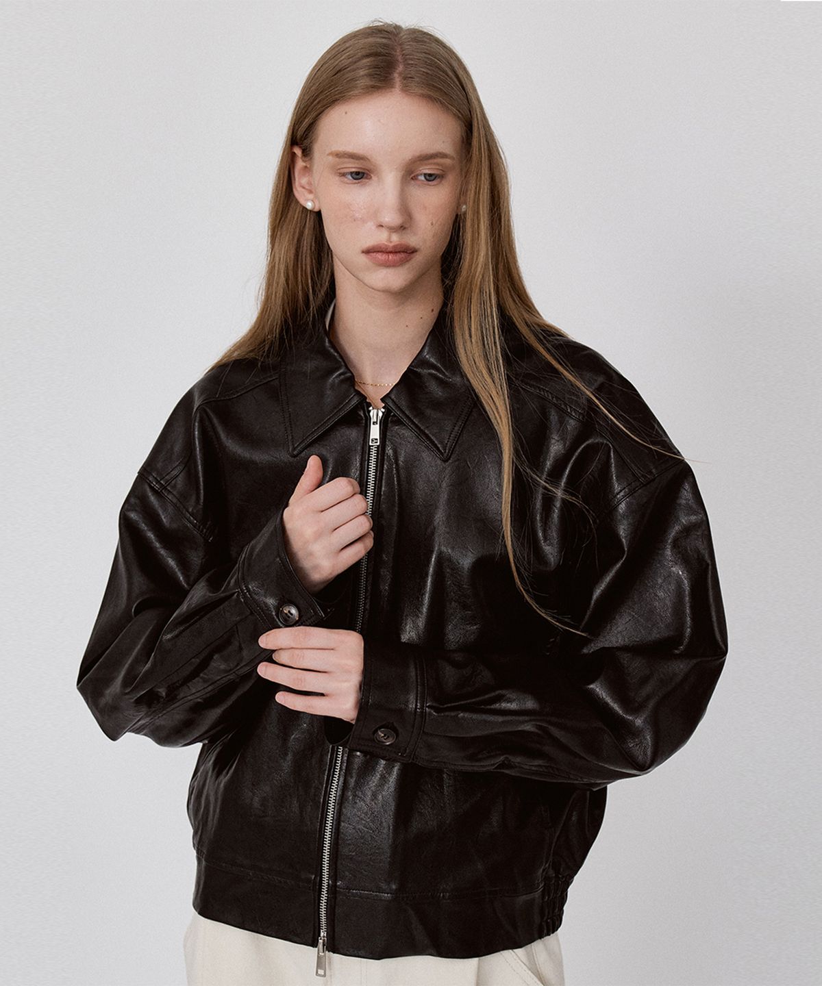 르세지엠(LESEIZEME) 2Way Leather Crop Jacket - Black
