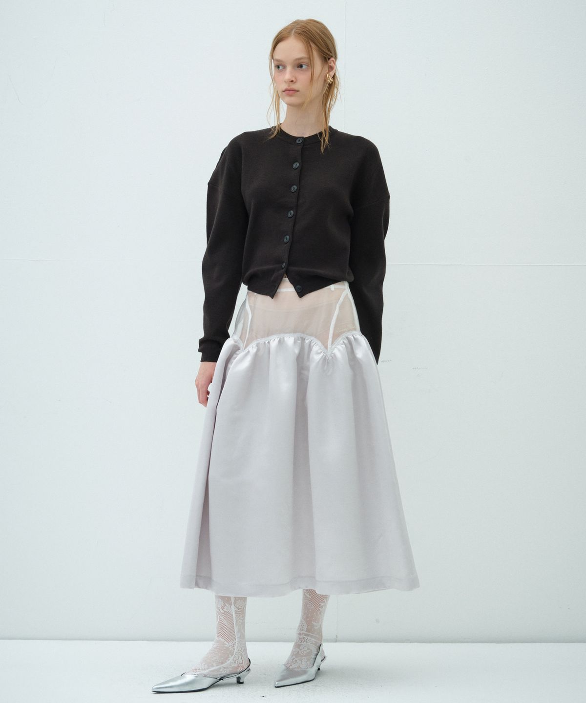 오버듀플레어(OVERDUEFLAIR) SHEER SATIN LONG SKIRT_WHITE SILVER