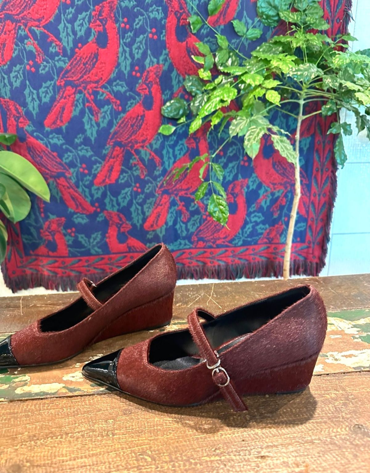인더발코니(IN THE BALCONY) Elsie 투 톤 콤비 송치 포인티드 웨지힐 펌프스 6cm