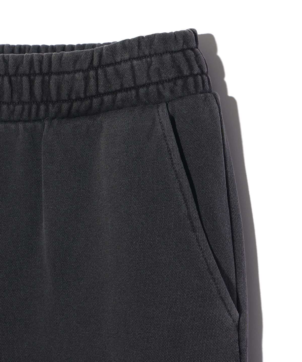 벙커버스터(BUNKERBUSTER) 피그먼트 와이드 팬츠 MQ6PU180_CHARCOAL