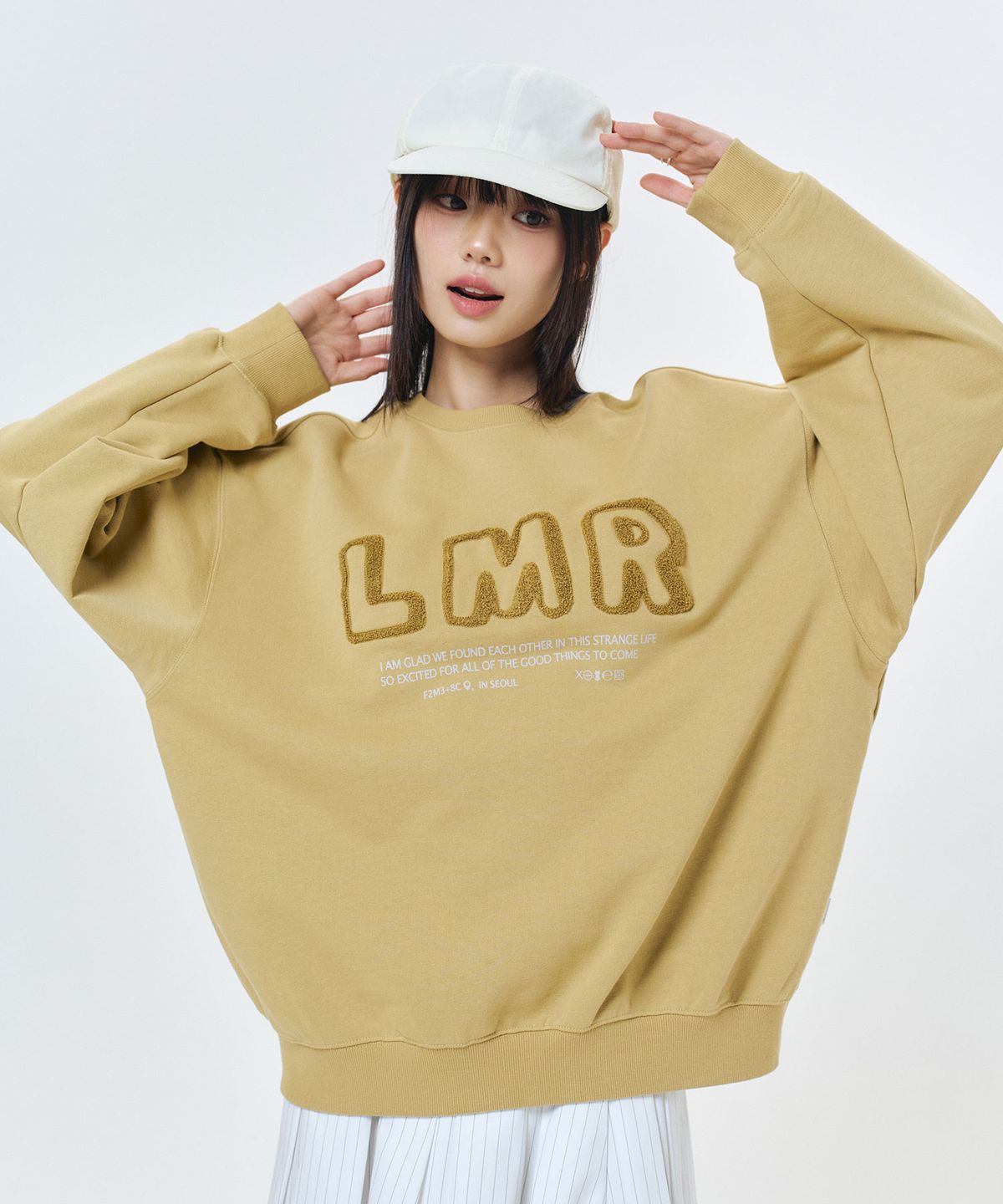 엘엠알(LMR) 부클 레터링 로고 맨투맨 YELLOW