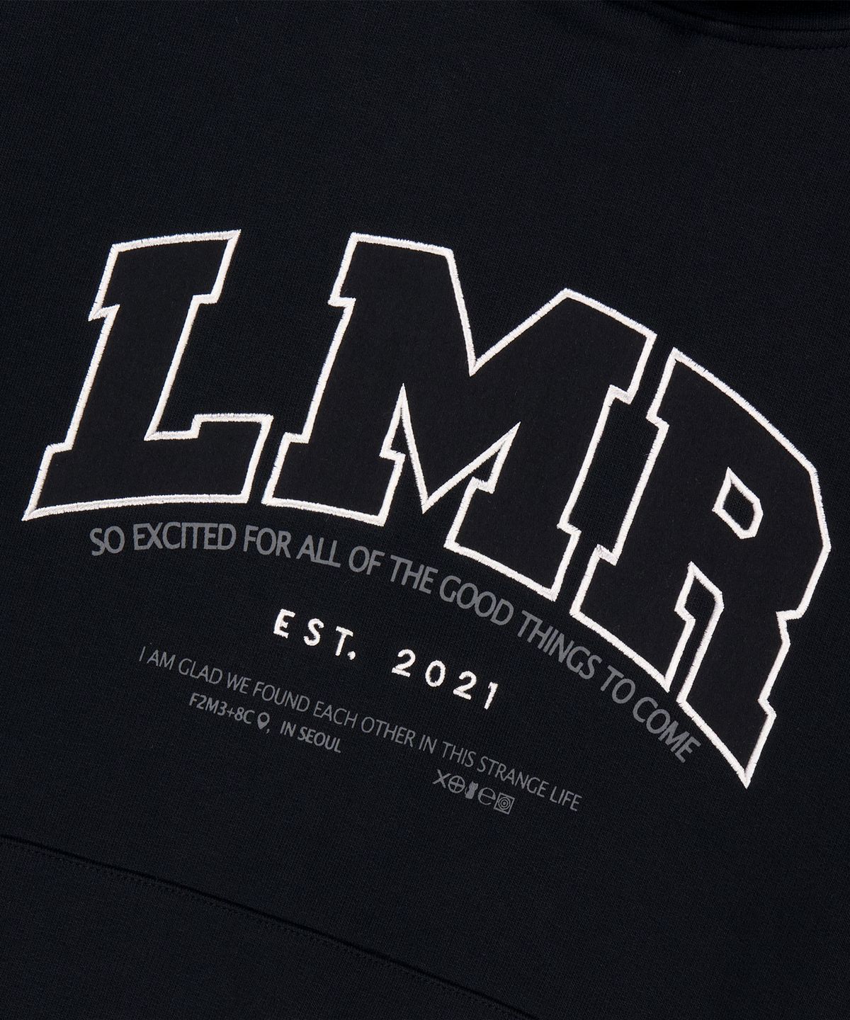 엘엠알(LMR) 레터링 로고 아플리케 후드 BLACK