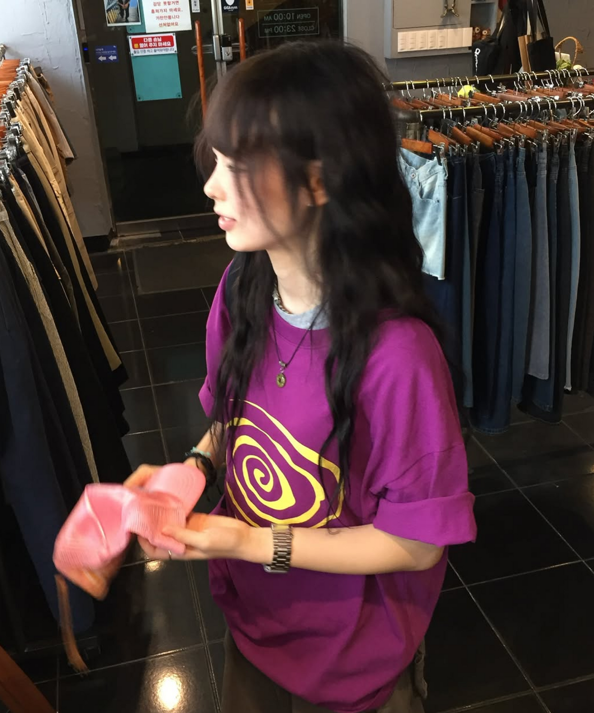 킼키(KICKKI) 스파이럴 로고 티셔츠 퍼플