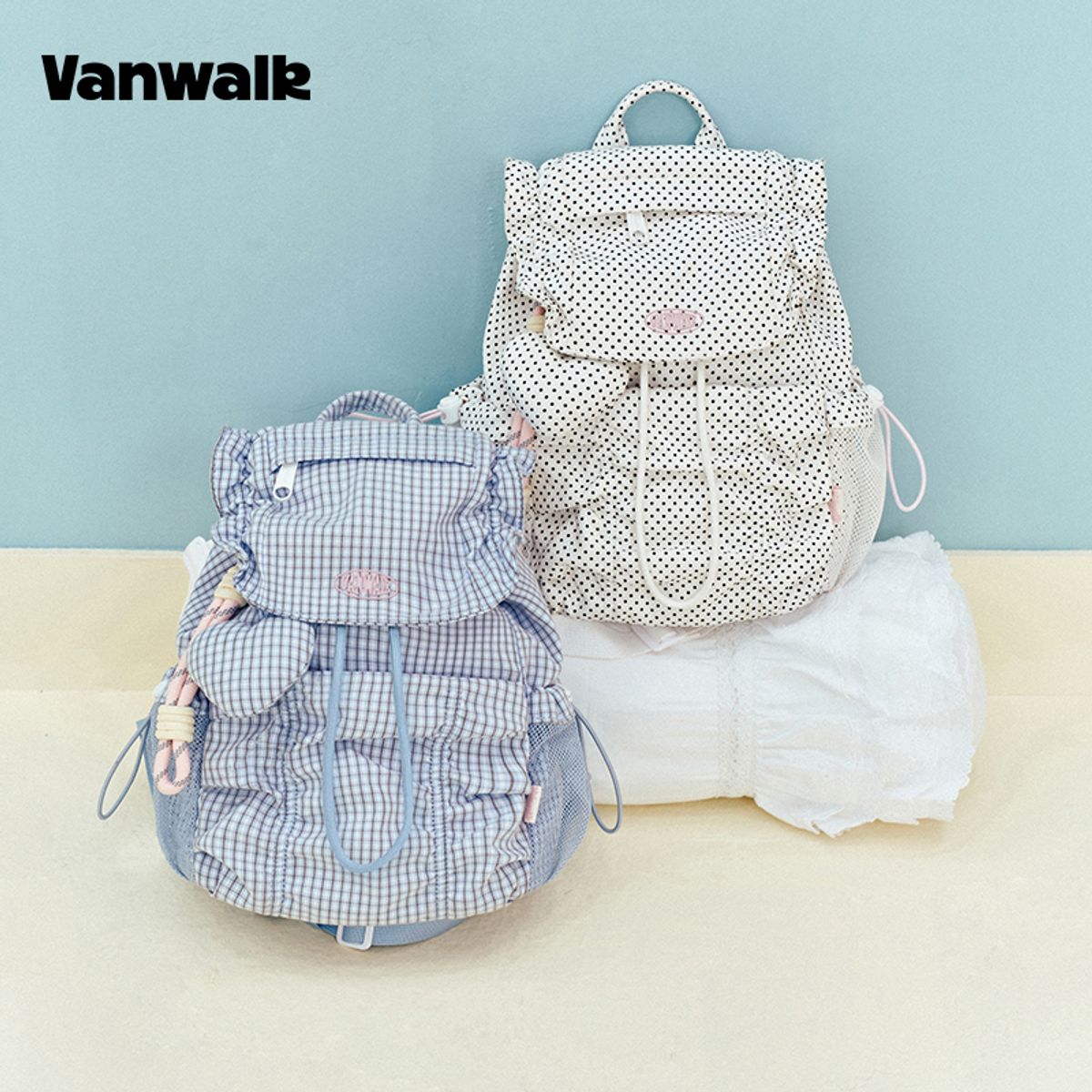 반워크(VANWALK) 클라우드 리에디션 미니 백팩 [도트 화이트]