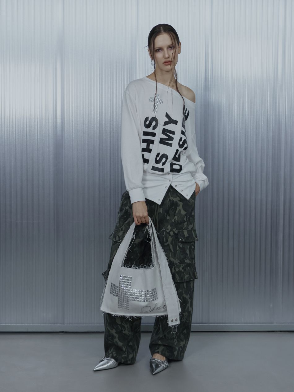 MUSINSA | SETUPEXE BOLD LETTERING LOOSE TOP / WHITE