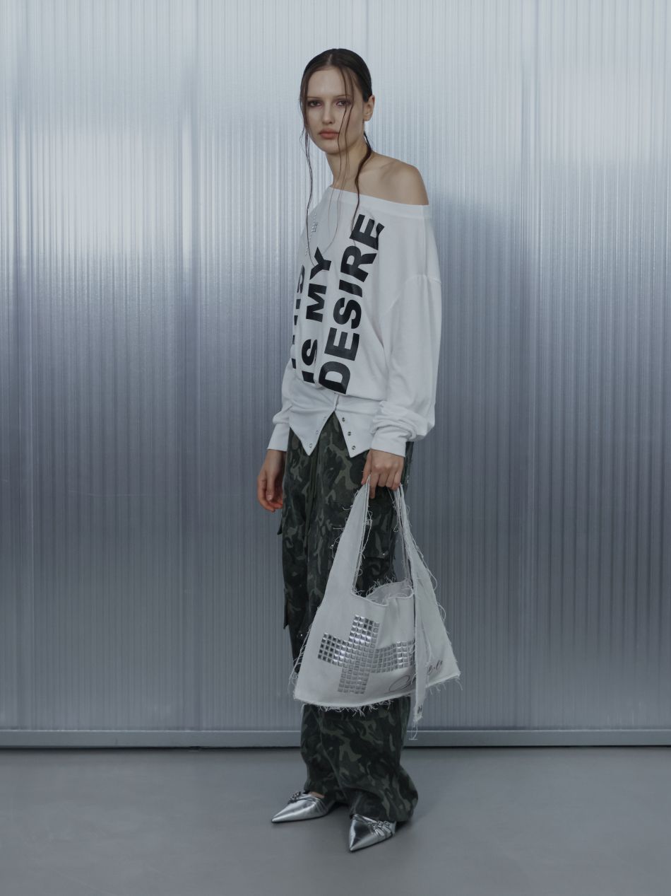 MUSINSA | SETUPEXE BOLD LETTERING LOOSE TOP / WHITE