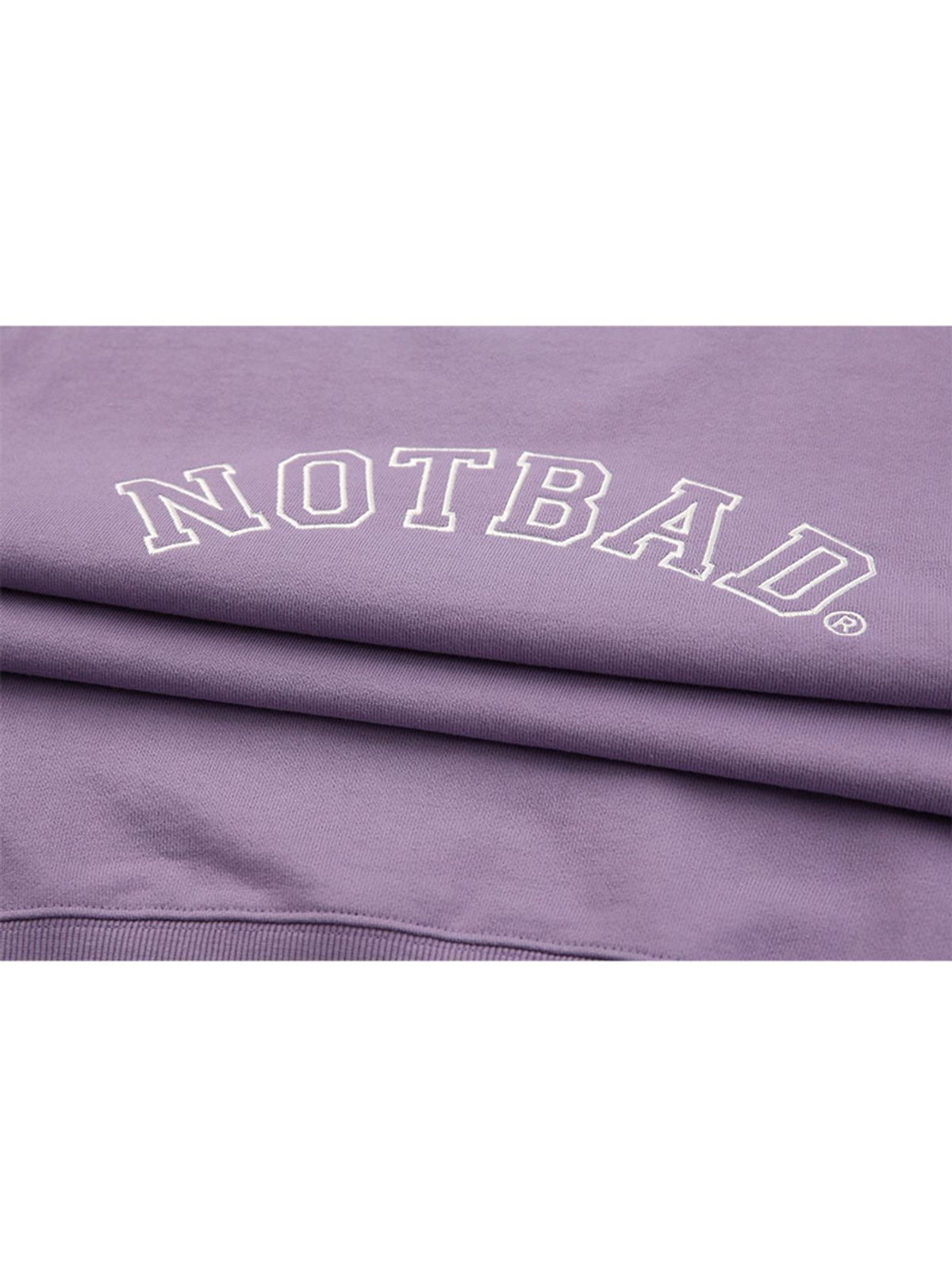 낫배드코리아(NOTBAD KOREA) 컬러 자수 자수 맨투맨 - Purple