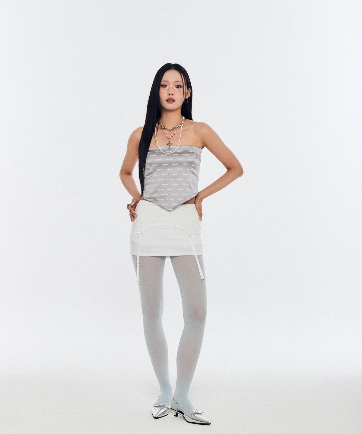 슬리시스(SLYISIS) Garter Detail Low Rise Skirt (White)