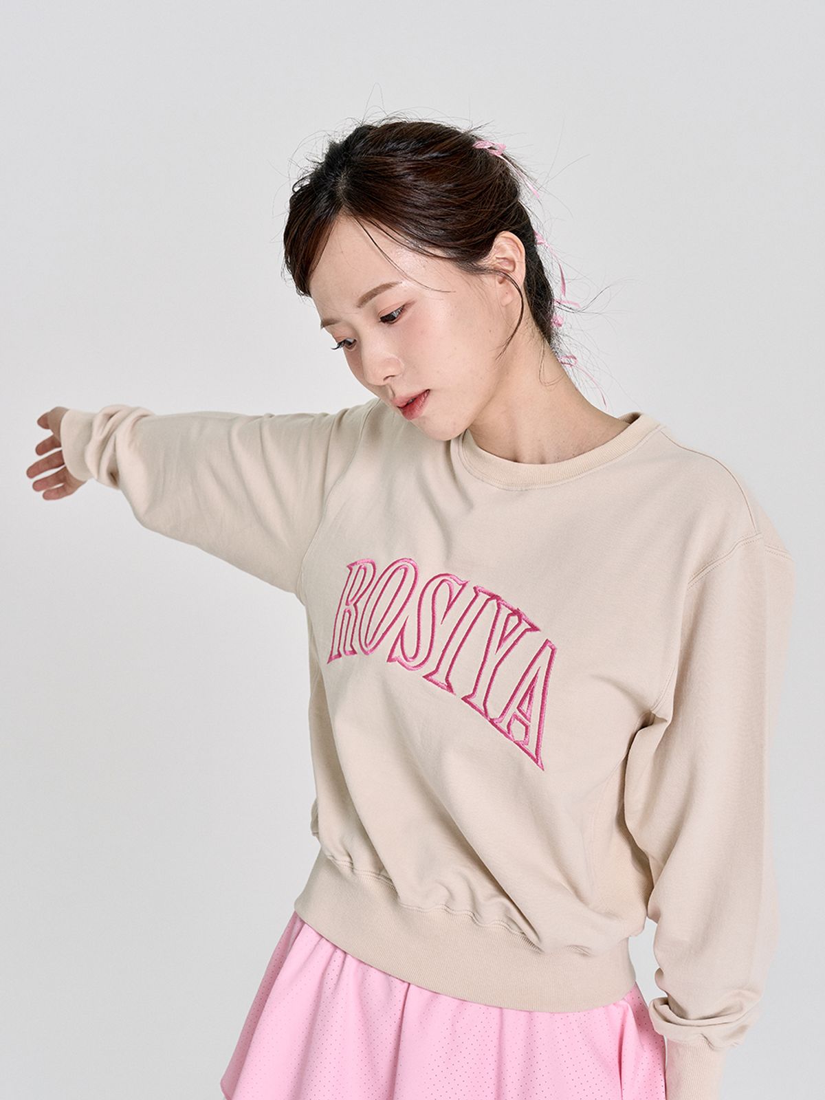 로시야(ROSIYA) rosiya 인터시즌 맨투맨(연베이지)