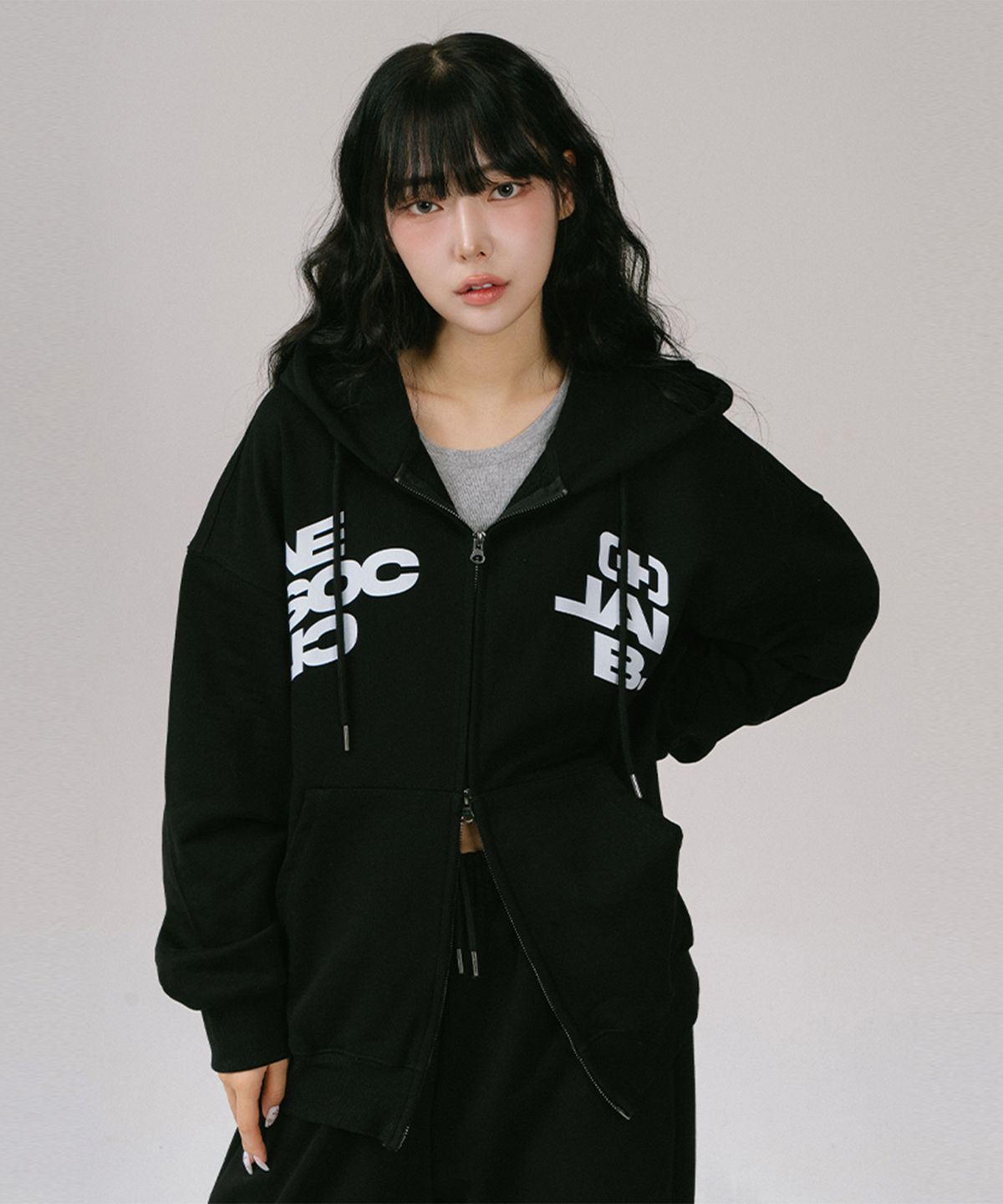 넷소셜클럽(NET SOCIAL CLUB) [기모선택] 넷 디바이드 후드 집업 (블랙)