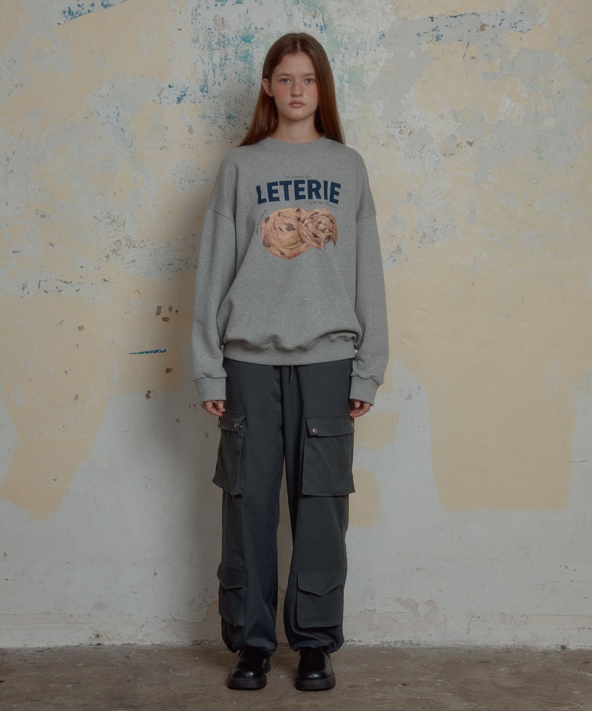 레터리(LETERIE) STUD POCKET JOGGER PANTS_CHARCOAL