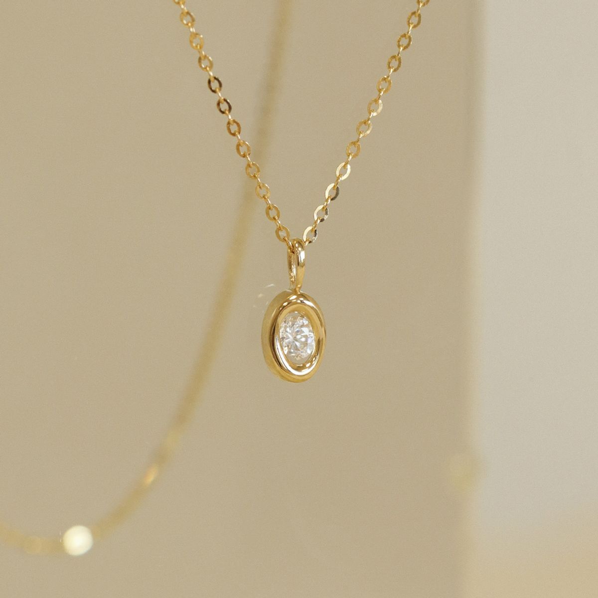 러비앤비(LOVEENB) [14K gold] 에르 오벌 큐빅 목걸이