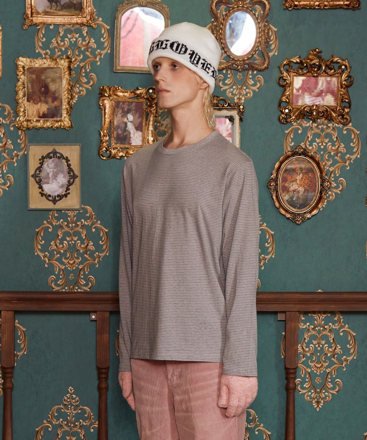 어널로이드(UNALLOYED) 로고 스트라이프 롱슬리브 티셔츠 / 그레이