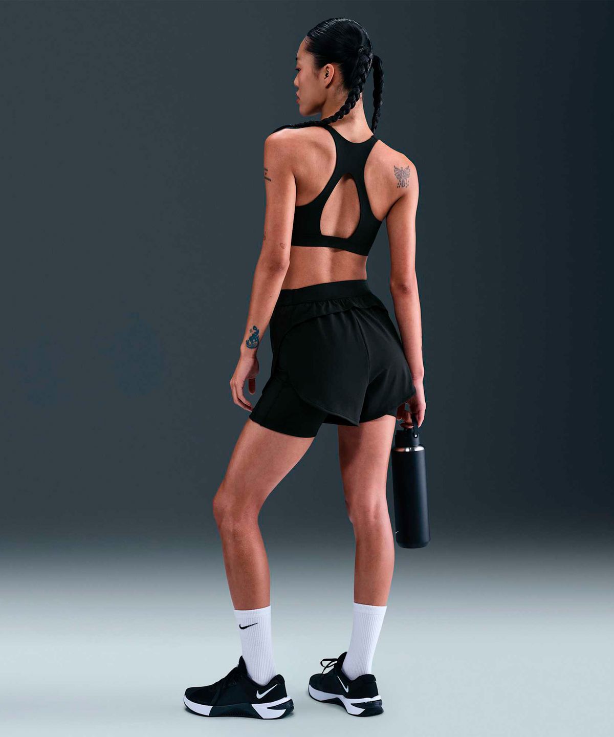나이키(NIKE) 유니버사 미디엄 서포트 패드 스포츠 브라 W - 블랙:앤트러사이트:다크 스모크 그레이 / IB9831-010