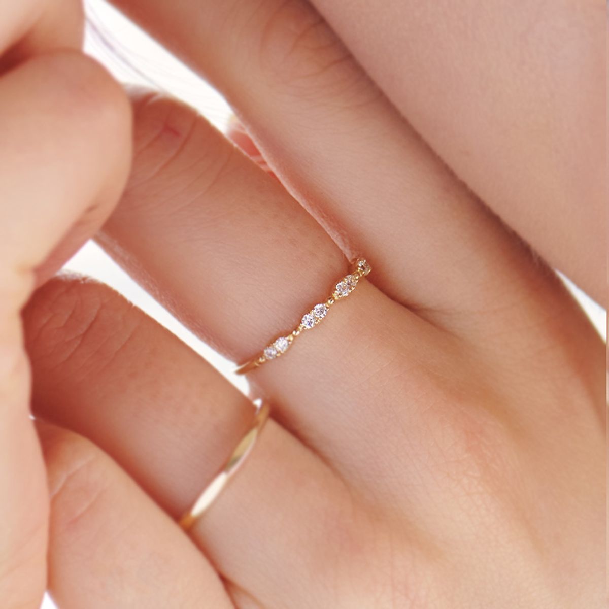 러비앤비(LOVEENB) [14K gold] 리프 큐빅 레이어드 반지