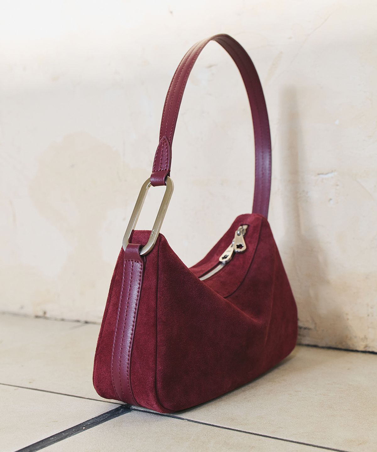클로르(CLOR) OVAL RING SHOULDER BAG - 2 colors