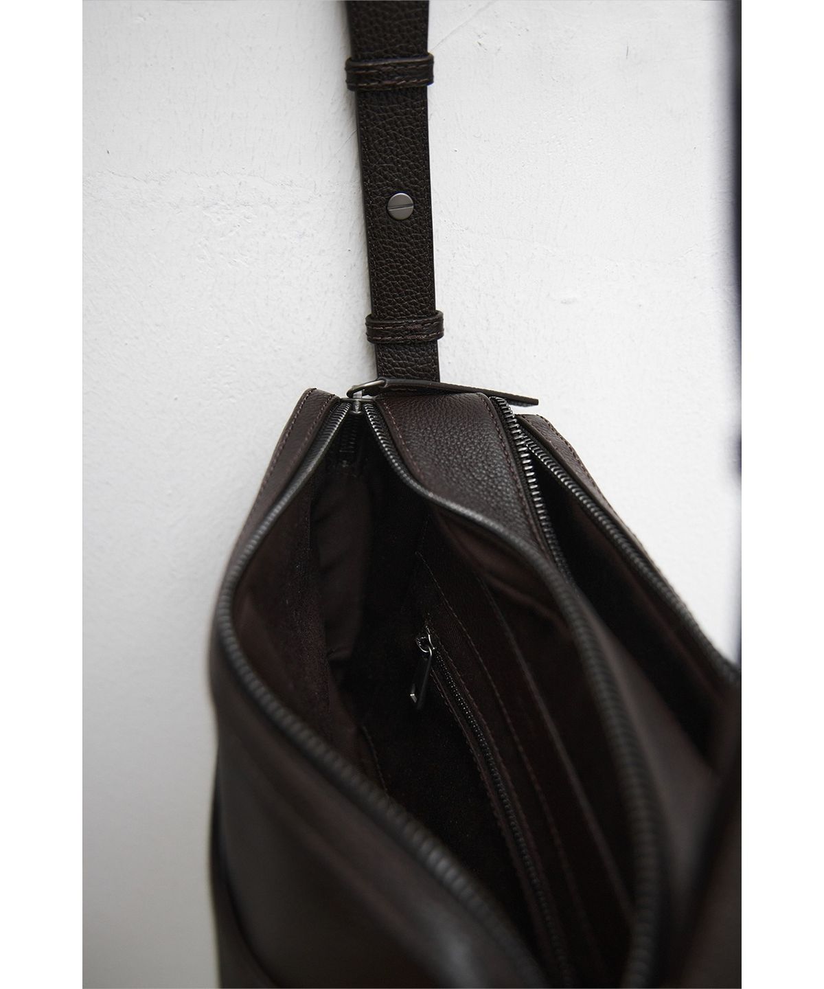 유스(YOUTH) Leather Camera Bag - Brown