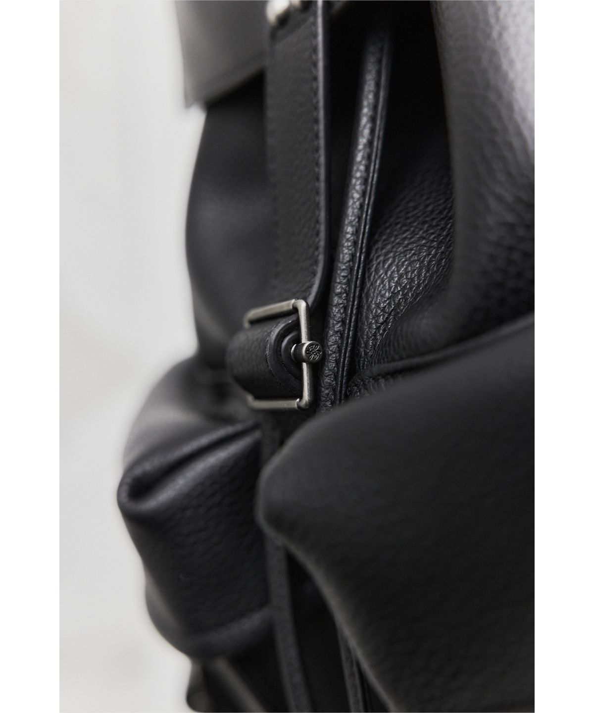 유스(YOUTH) Leather Ruck Sack - Black